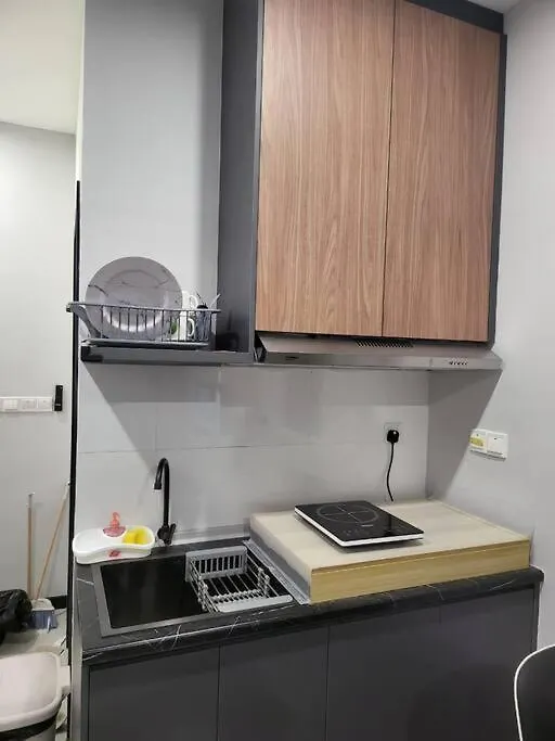 Neu Suite Ampang, Lrt Jelatek, Gleneagles Hospital Kuala Lumpur